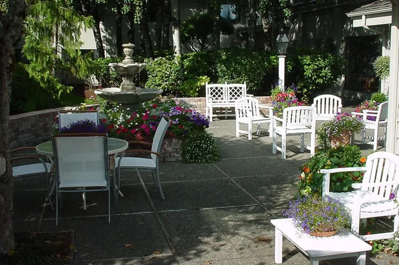 Olympics West Retirement Inn photo 10