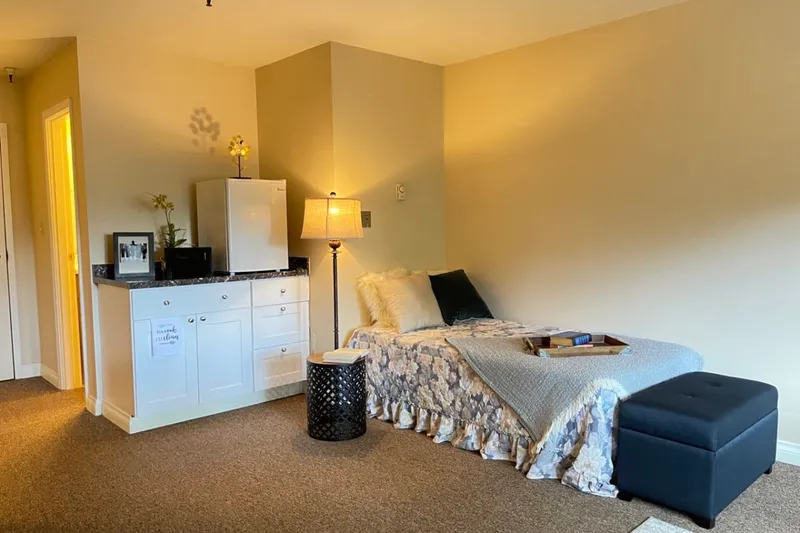 Olympics West Retirement Inn photo 5