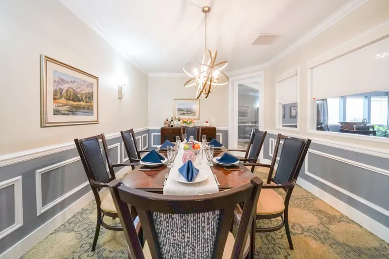 Overlake Terrace Assisted Living & Memory Care photo 2