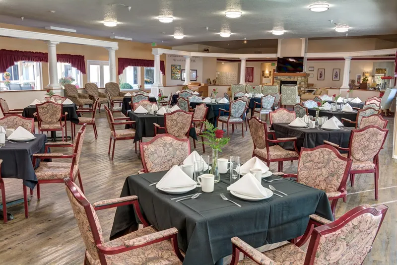 Overland Court Senior Living