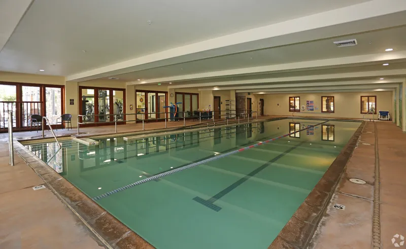 Paradise Village - senior living in National City, California - photo 10