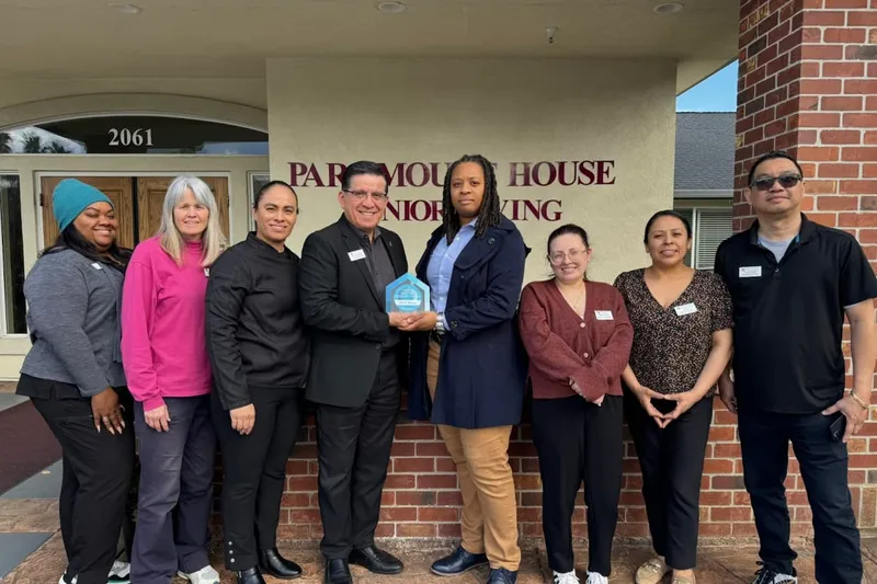 Paramount House Senior Living photo 10