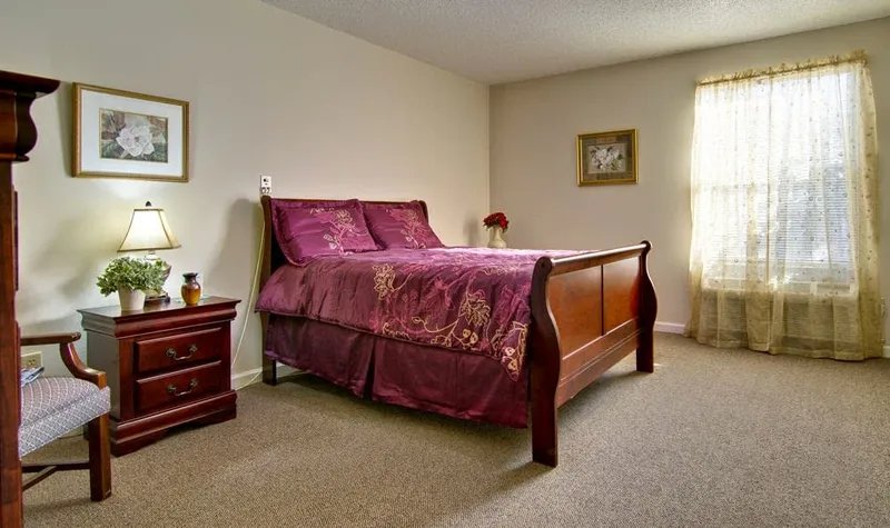 Parkway Cove Senior Living photo 4