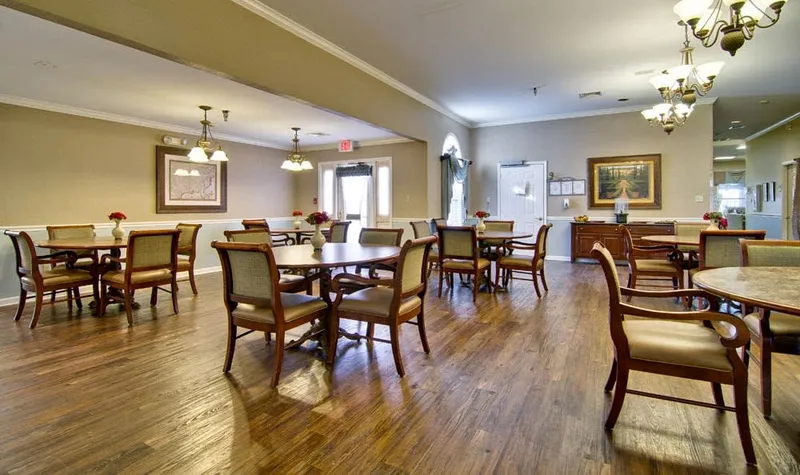 Parkway Cove Senior Living photo 5