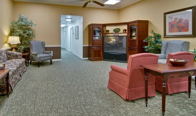 Parkwood Meadows Senior Living community amenities in Ste. Genevieve, Missouri