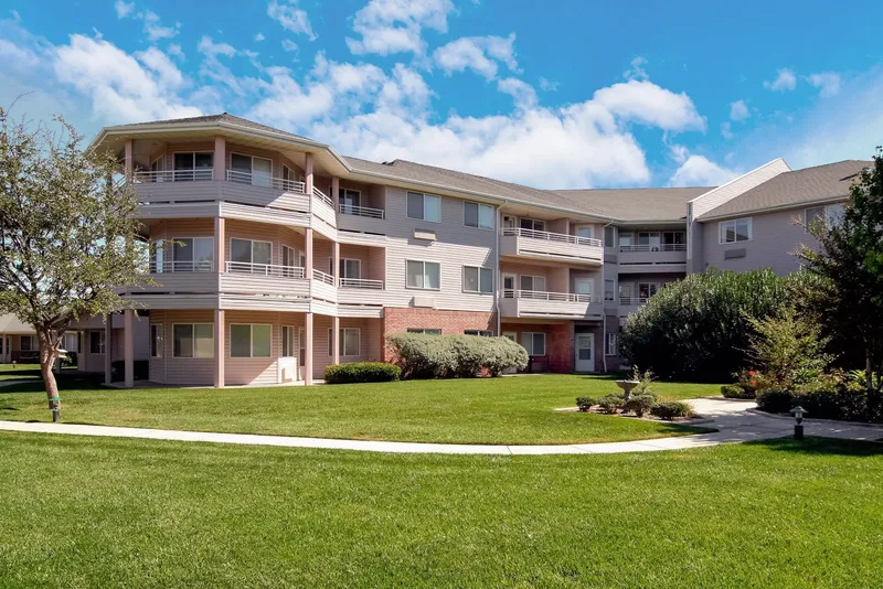 Polo Park Estates photo 2