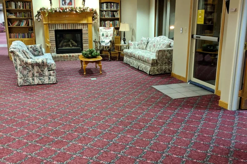 Ponderosa Lodge Senior Living photo 10