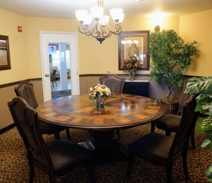 Prestige Senior Living Bridgewood - senior living in Vancouver, Washington - photo 11