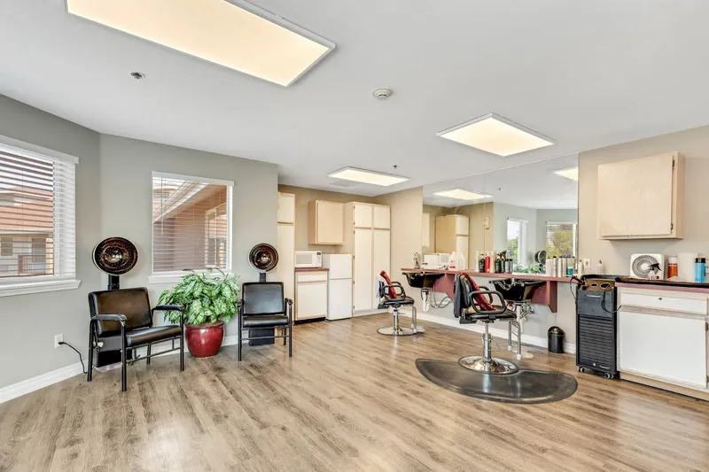 Quincy Place photo 8