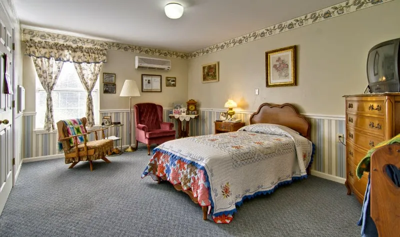 Ravenwood Terrace Senior Living