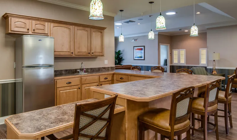 Ravenwood Terrace Senior Living photo 8