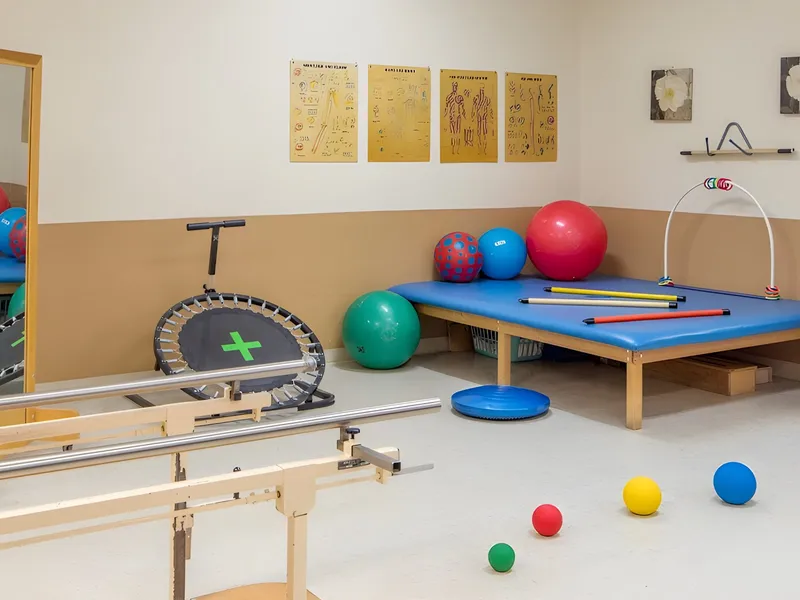 Red Rocks Care Center photo 5