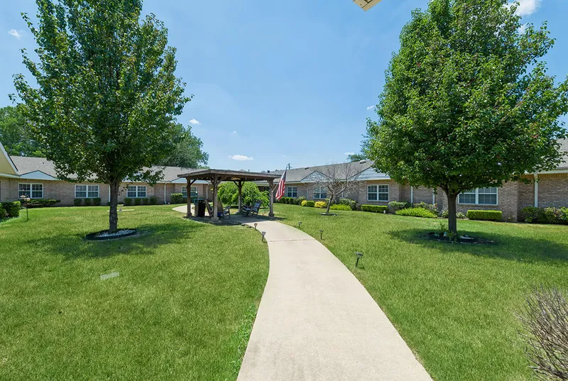 Redbud Place photo 5