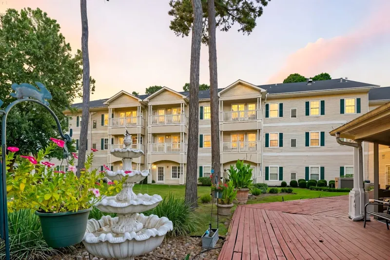 Reunion Court of Kingwood photo 5