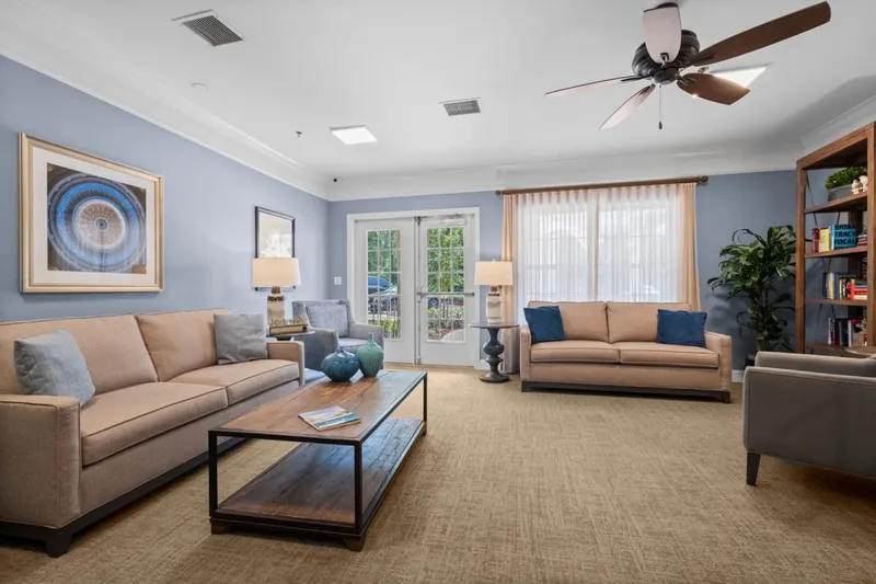 Reunion Court of the Woodlands photo 6