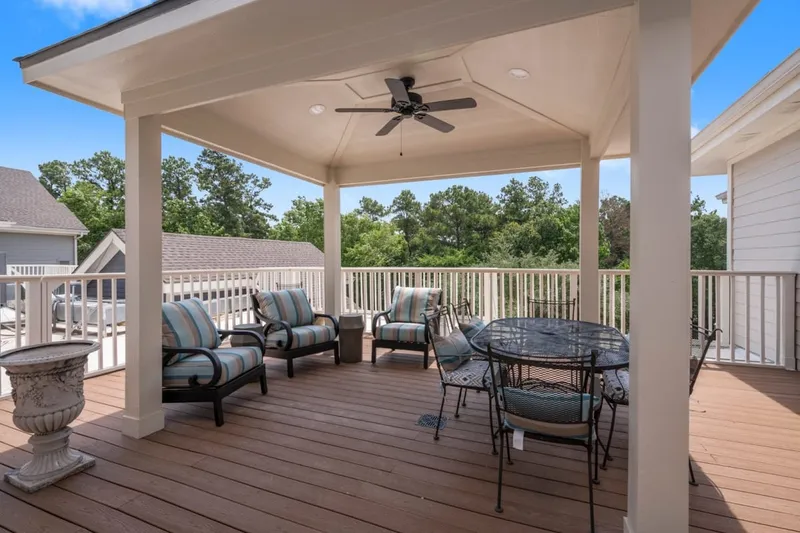 Reunion Court of the Woodlands photo 9