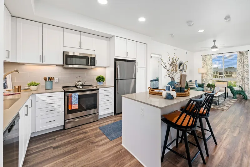 Revel Folsom - senior living in Folsom, California - photo 15