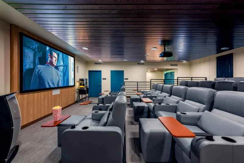 Revel Vegas - senior living in Las Vegas, Nevada - photo 4