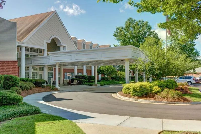 Ridgeland Place photo 2