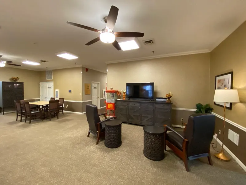 River Mist Senior Living photo 9