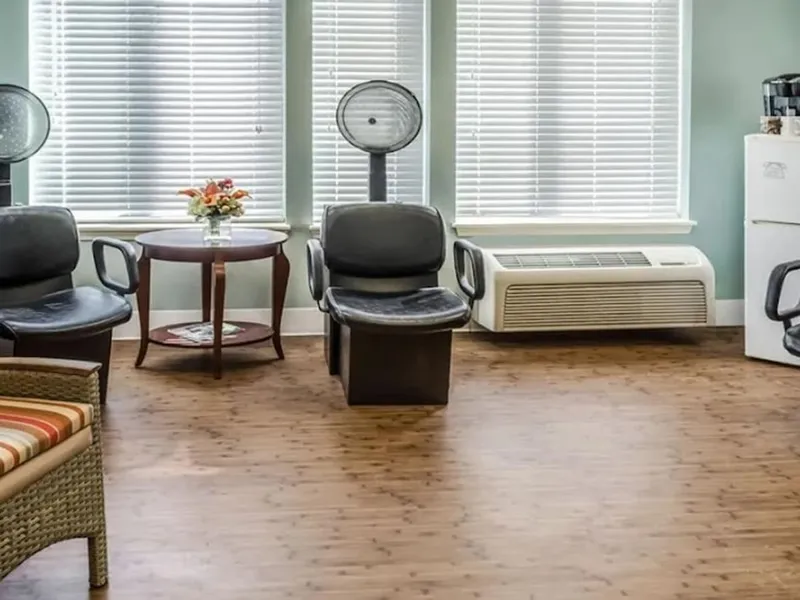 River's Edge by Barclay House photo 8