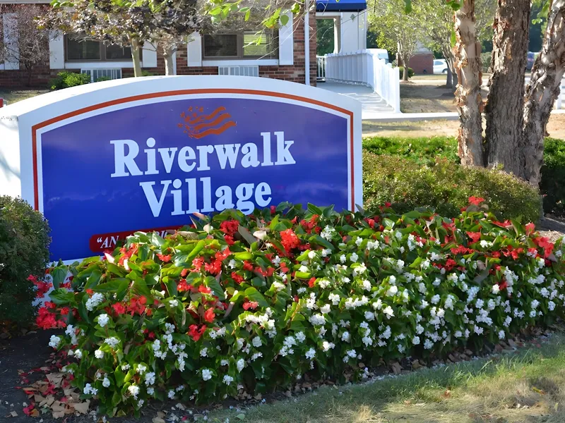 Riverwalk Village photo 3