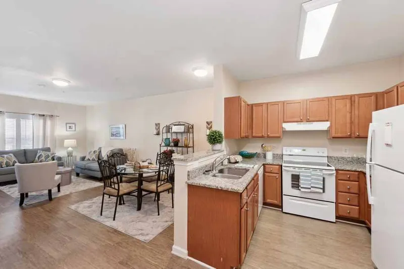 Riviera Senior Living - senior living in Holly Hill, Florida - photo 10