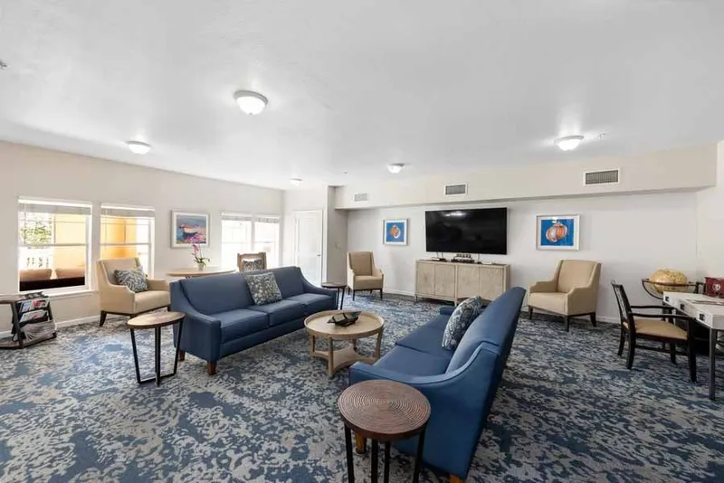Riviera Senior Living - senior living in Holly Hill, Florida - photo 5