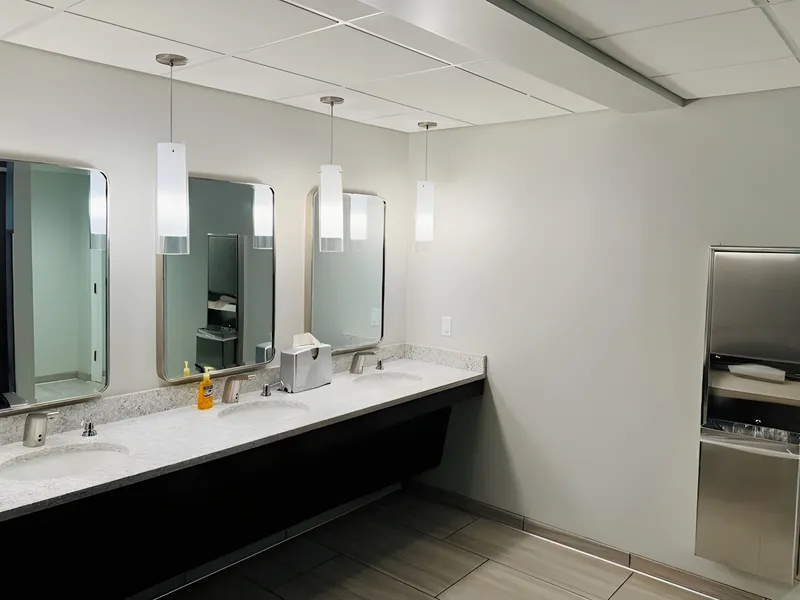 Rolling Green Village photo 3