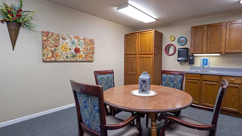 Rolling Meadows Senior Living - senior living in Carroll, Iowa - photo 5