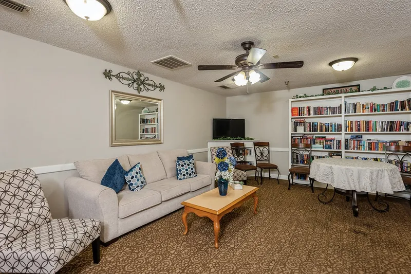 Rosefield Court photo 9