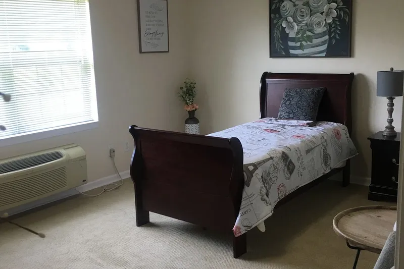 Savannah Court of Lake Oconee photo 5