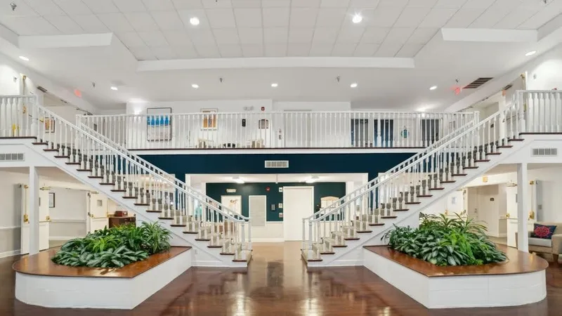 Savannah Square photo 4