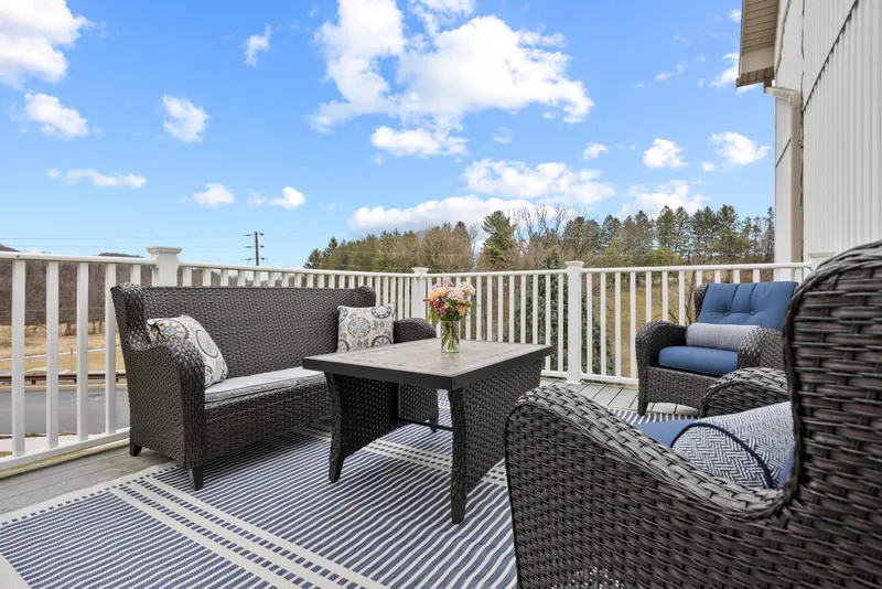 Seaton Springwood photo 4