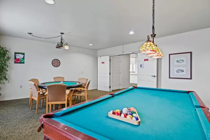 Seaton Voorhees photo 9