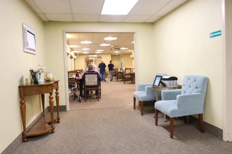 Sedgwick Plaza photo 5