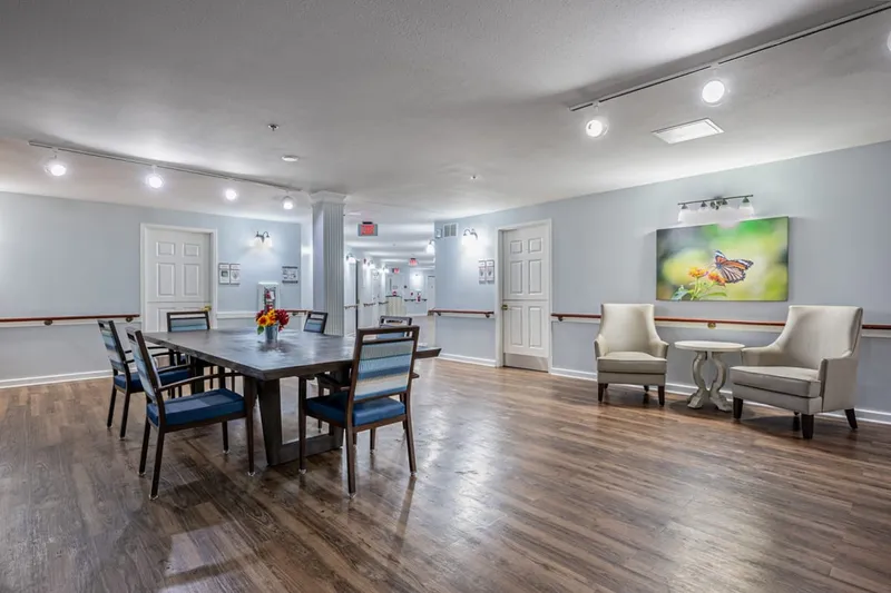 Shawnee Estates Senior Living photo 3