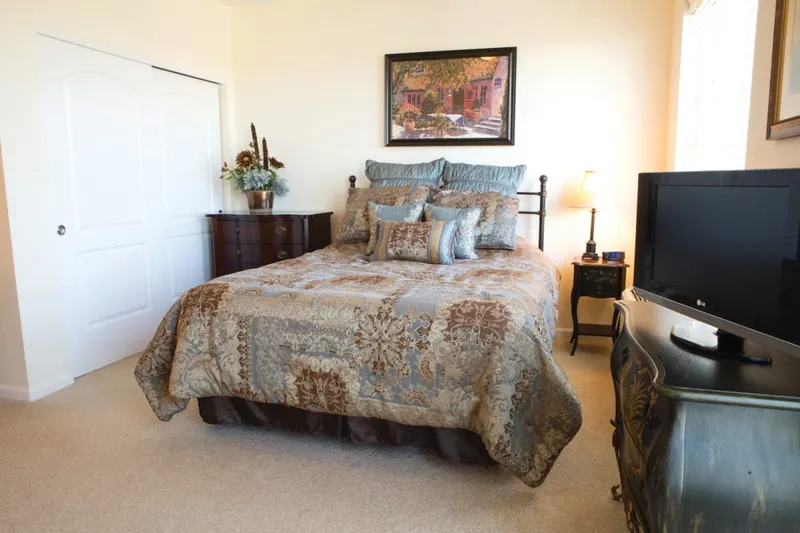 Shawnee Hills Senior Living photo 2