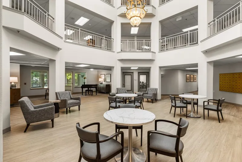 Sierra Hills photo 3