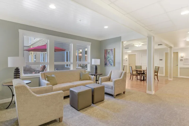 Silverado Bellevue Memory Care Community photo 2