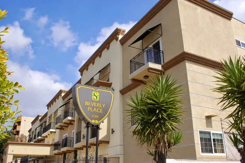 Silverado Beverly Place Memory Care Community photo 3