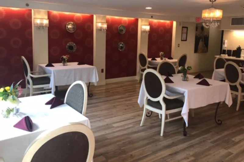 Silverado Hermann Park Memory Care Community photo 10