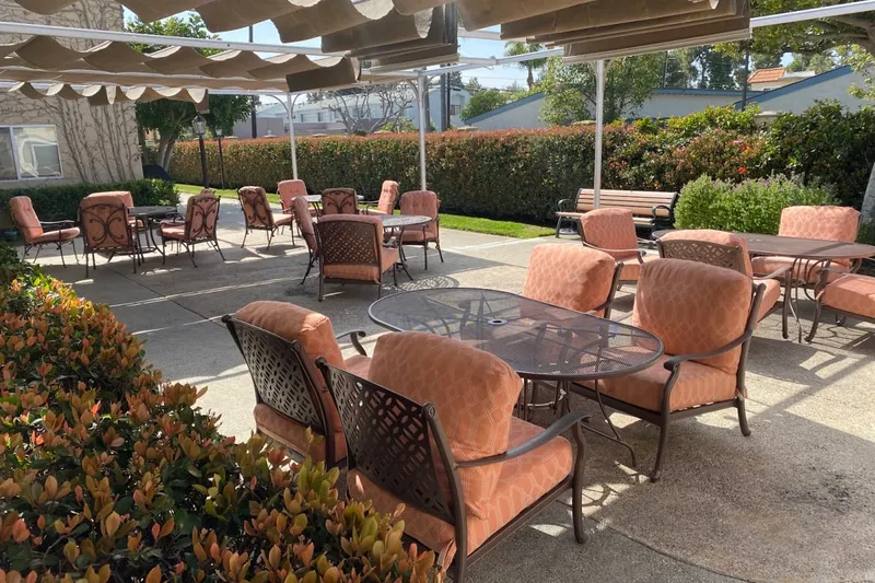 Silverado Newport Mesa Memory Care Community photo 6