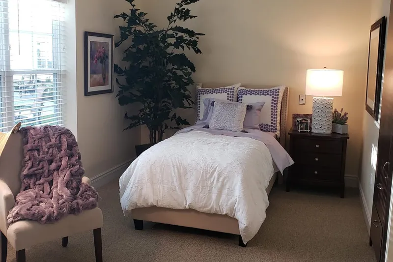 Silverado North Shore Memory Care Community photo 6