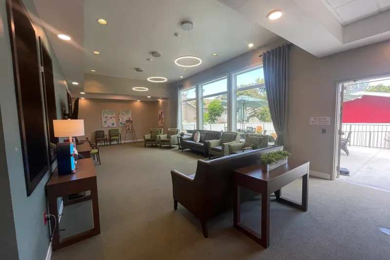 Silverado Rolling Hills Memory Care Community photo 7