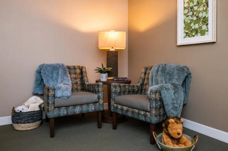 Silverado Rolling Hills Memory Care Community photo 9