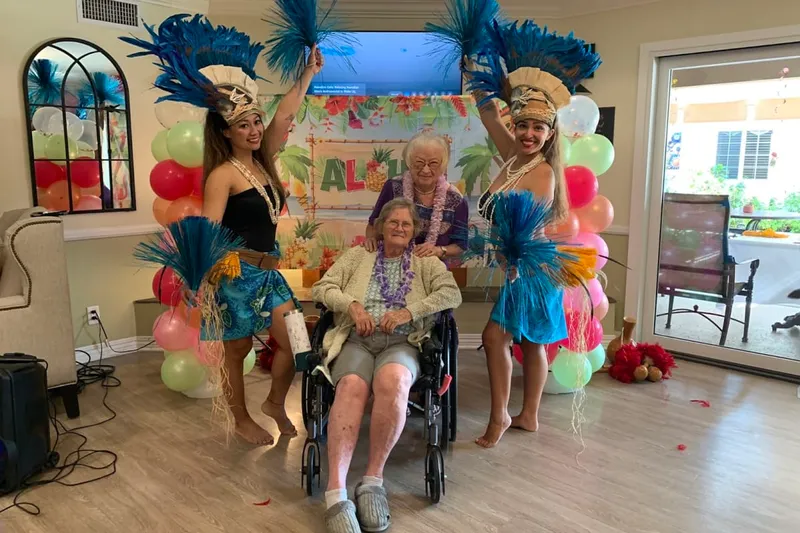 Silverado Tustin Hacienda Memory Care Community photo 7