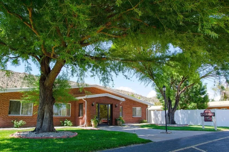 Skyline Ridge Skilled Nursing & Rehab - senior living in Cañon City, Colorado - photo 6