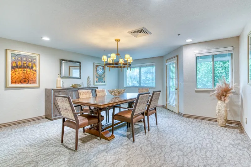 Solstice Senior Living at Austin photo 2