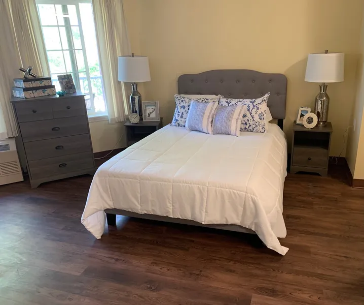 Solstice Senior Living at East Amherst photo 7